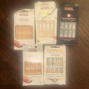 KISS Nail Collection - Nude and Glitter Variety